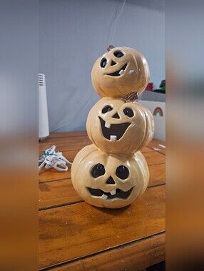 Stacked Ceramic Jack-O'-Lanterns - Cream Pumpkin Light Up Decor